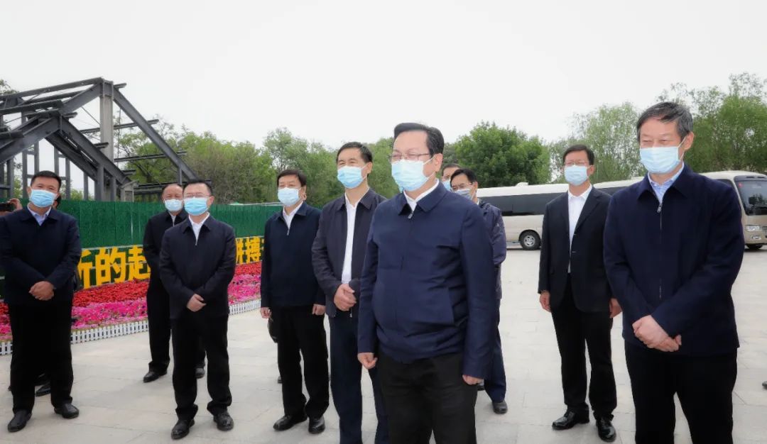 图片待上传